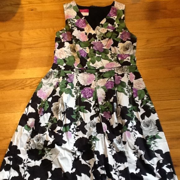 Talbot's Hydrangea Dress - Picture 1 of 6